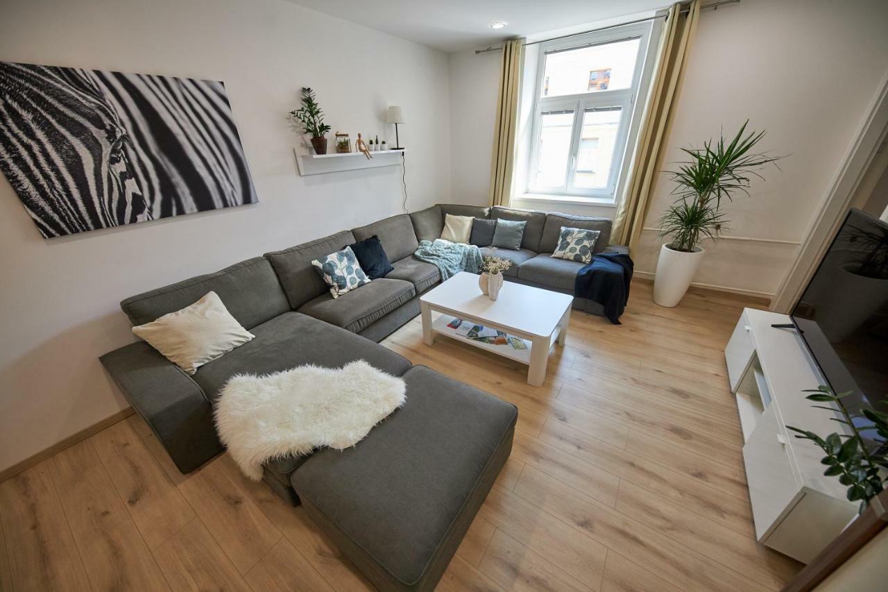 Le Monde Apartment Bratislava - Amazing 5Bdr In Downtown Exterior photo