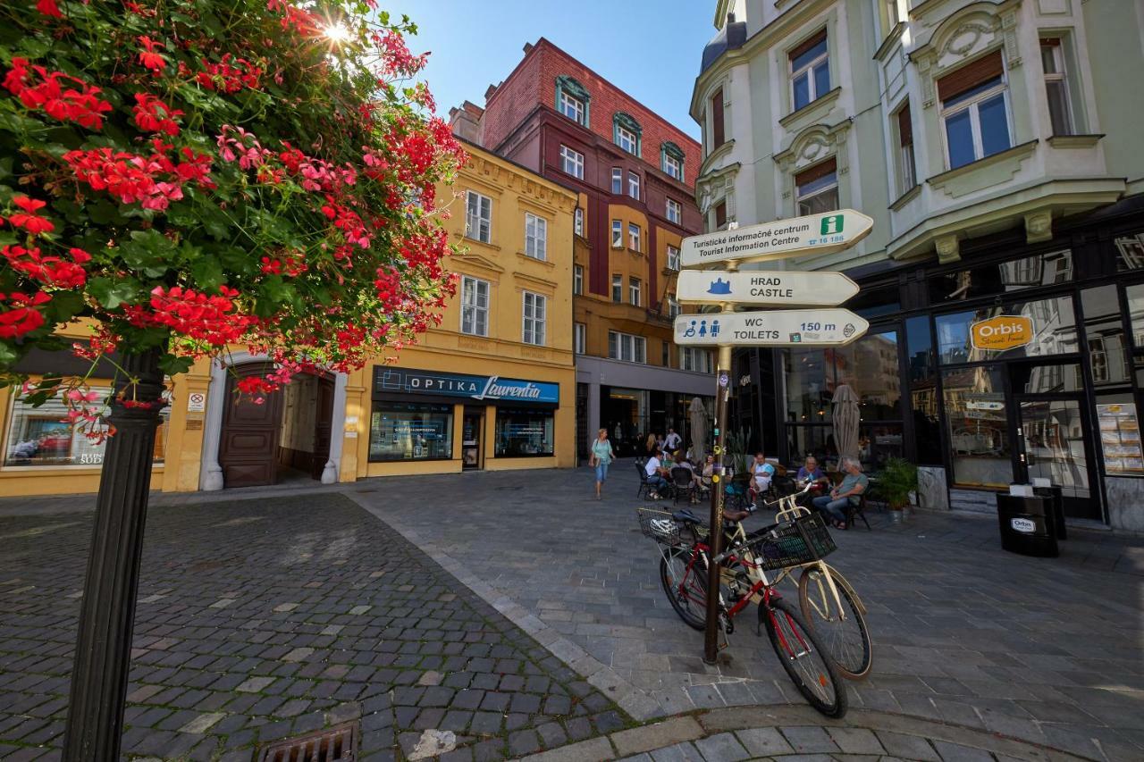 Le Monde Apartment Bratislava - Amazing 5Bdr In Downtown Exterior photo